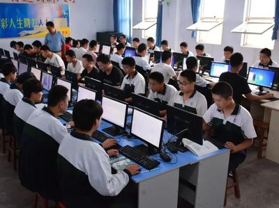 峰峰職教計算機信息技術咨詢服務專業招生 開啟數字未來，成就IT精英